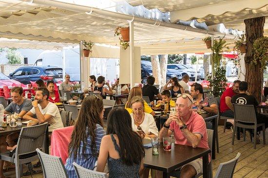 Bar-Freiduria Asado Roche